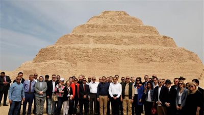 رئيس الوزراء وسفراء العالم يفتتحون هرم زوسر المدرج