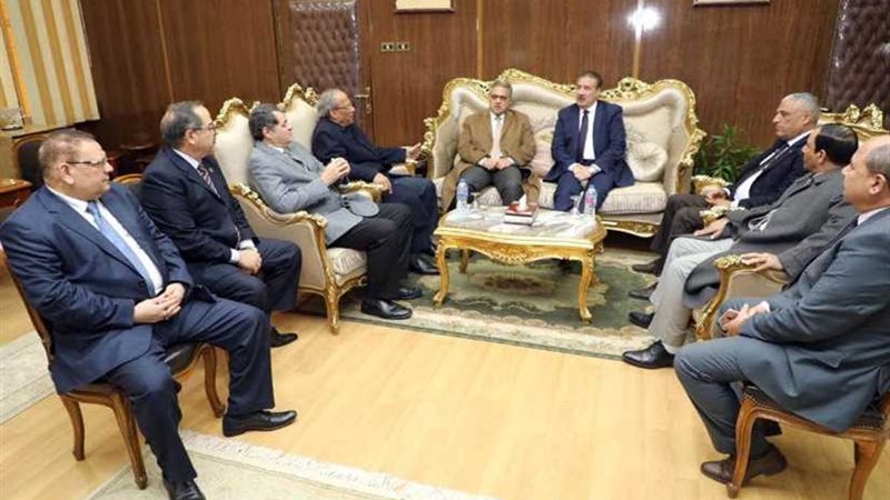 وفد الإدارة المحلية