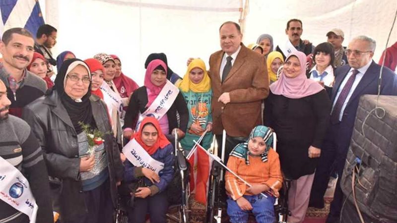 محافظ أسيوط يشهد