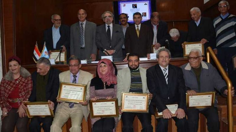 لجنة الفروع تناقش