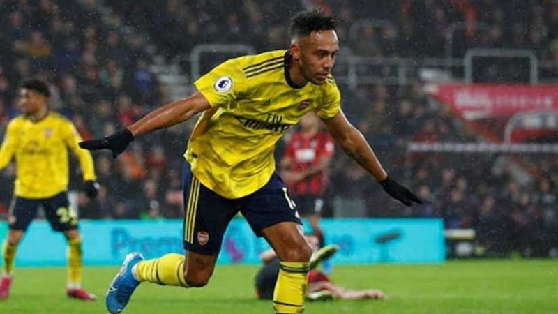 أرسنال يتعثر أمام