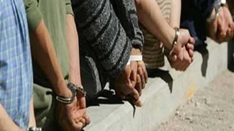 القبض على 5 متهمين