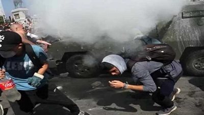 اندلاع اشتباكات عنيفة بين الشرطة التشيلية ومتظاهرين في 