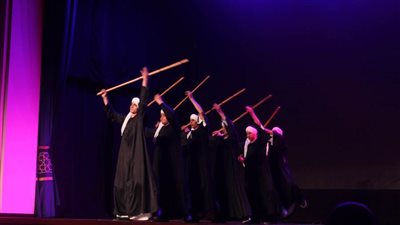 بالتحطيب الصعيدي.. افتتاح الدورة الـ١٠ من مهرجان حكاوي الدولي لفنون الطفل رسميا