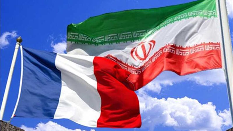 فرنسا تستدعي السفير