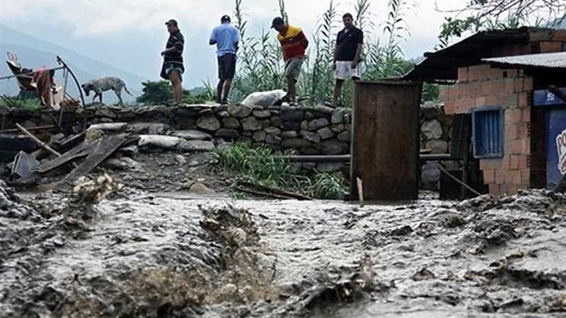 فقدان 8 أشخاص إثر