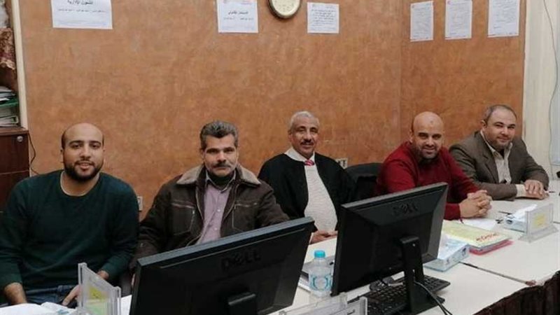 165 مرشحا للتجديد