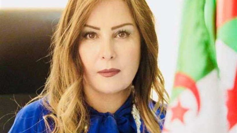 نائبة جزائرية تكشف