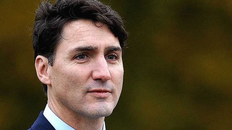 فوز ترودو والويكست