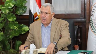 وزير الزراعة يبحث مع ممثل