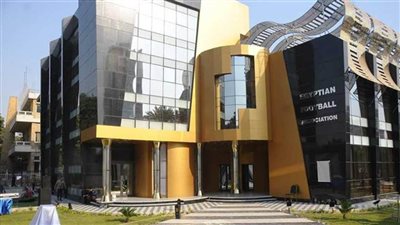 قرارات جديدة لاتحاد الكرة بشأن الحكام وكرة الدوري وزى المنتخبات