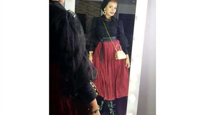 اختاري اللي يناسبك.. ٥ إطلالات مختلفة لخروجات رأس السنة