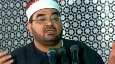 الأوقاف: منع مبتهل من الابتهال أو إمامة الناس بأي مسجد