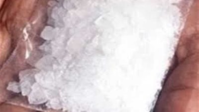 جمارك مطار القاهرة تحبط محاولة تهريب كمية من مخدر الآيس