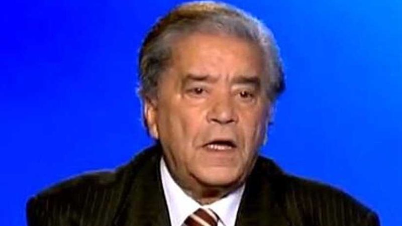 وفاة الكاتب الصحفي