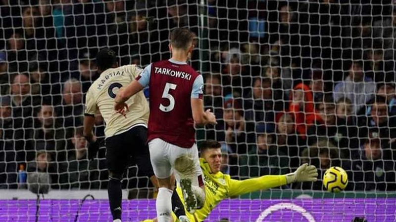 مانشستر يونايتد يفوز