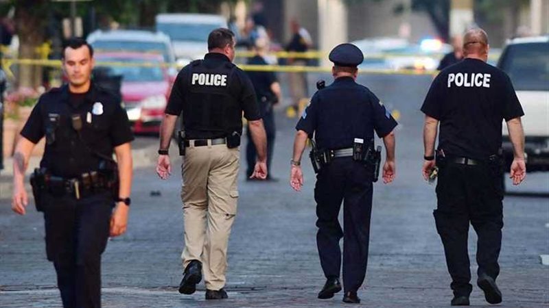 مصرع شخصين وجرح 7