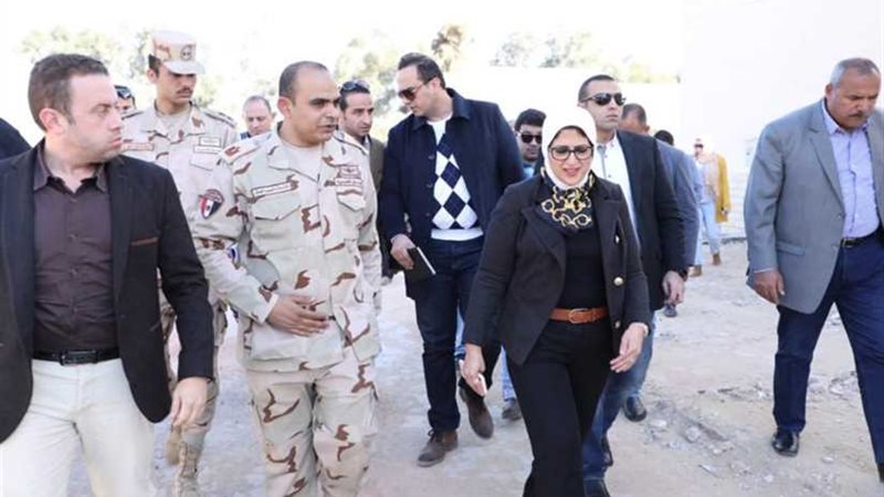 وزيرة الصحة تبدأ