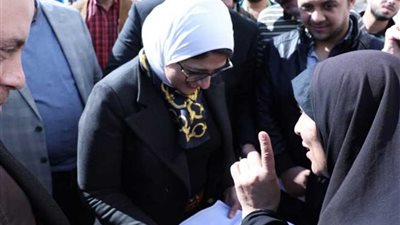 في إطار تطبيق التأمين الصحي بجنوب سيناء.. وزيرة الصحة توجه بإنشاء وحدة طب أسرة جديدة بأبوزنيمة