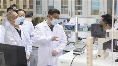 الرئيس الصيني يقوم بأول زيارة إلى ووهان بؤرة انتشار فيروس كورونا
