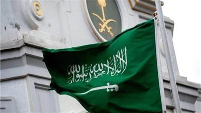 السعودية تعلق السفر مؤقتا إلى 5 دول جديدة لمواجهة (كورونا)