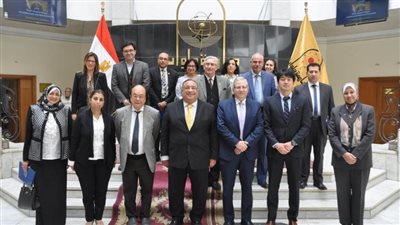 رئيس جامعة حلوان يستقبل نائب Saitama اليابانية