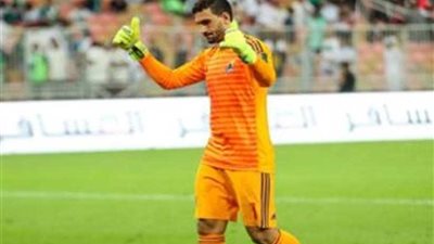 جنش يتابع تدريبات حراس الزمالك