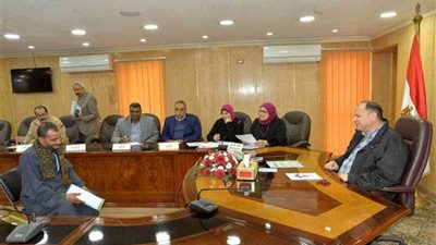 محافظ أسيوط يلتقي المواطنين بحضور ممثلي الجهات التنفيذية