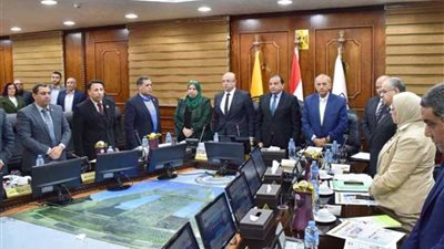 مجلس جامعة بني سويف يستهل جلسته بالوقوف دقيقة حدادًا على شهيد الواجب