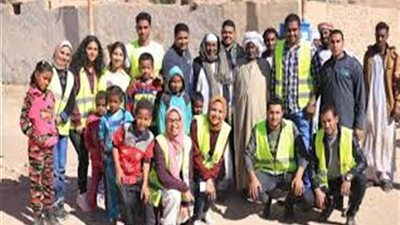 توزيع 10 آلاف بطانية للأسر الأكثر احتياجًا بأسوان