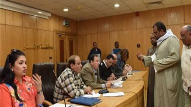 سكرتير عام محافظة