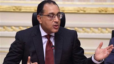 العدل: نقل 1102 موظف للعمل بالشهر العقاري خلال 48 ساعة