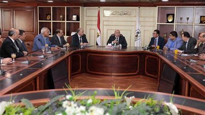 محافظ بني سويف يوقع بروتوكولا مع 