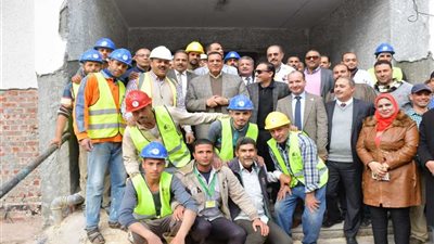 محافظ البحيرة يلتقي المرضى بمستشفى إدكو العام