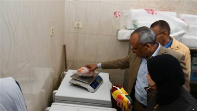 حملة مكبرة للرقابة على القطاعات الطبية والخدمية بالبحيرة