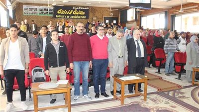 قصائد وطنية.. والدعوة للترابط بين أبناء الوطن الواحد بـ