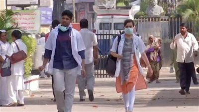 الهند توقف جميع التأشيرات السياحية بسبب 