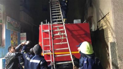 الحماية المدنية  تنجح في إنقاذ طفل  احتجز بشقته  في القاهرة