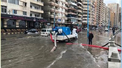 نجاح الإسكندرية والمنطقة الشمالية العسكرية والقوات البحرية في احتواء  أزمة الطقس السيئ