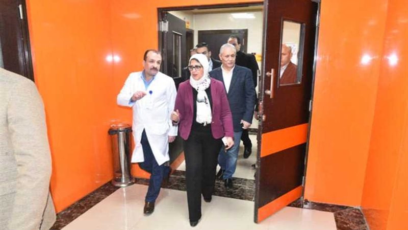 وزيرة الصحة تتفقد
