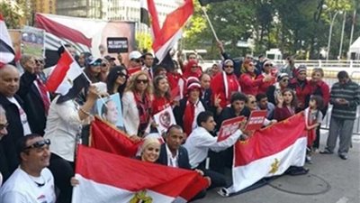 الجالية المصرية بفرنسا تعلن تضامنها مع القيادة السياسية والجيش لحماية أمن مصر القومي