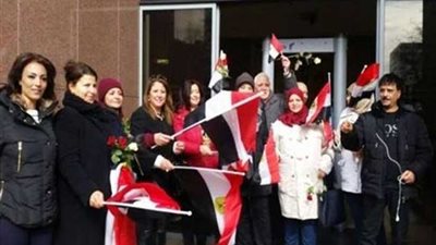 سيدات مصر بالخارج تعلن تضامنهن مع الرئيس والجيش لحماية أمن مصر