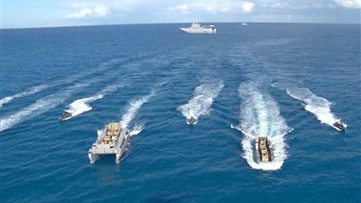 عاجل ..القوات البحرية تنفذ عملية برمائية كاملة بالبحر المتوسط