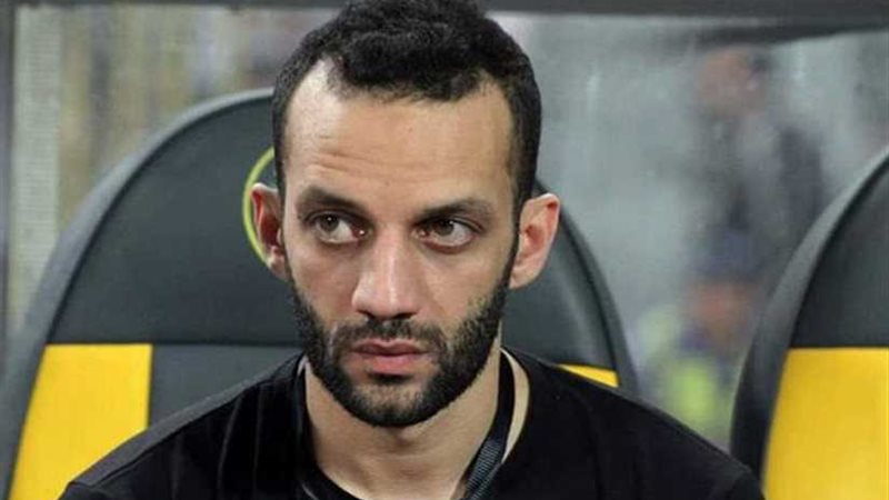 الزمالك يجدد عقود