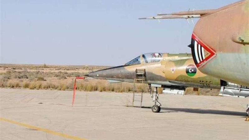 غارات عنيفة على مواقع