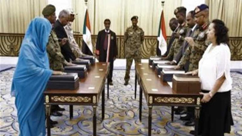 فرنسا تحث إيران على