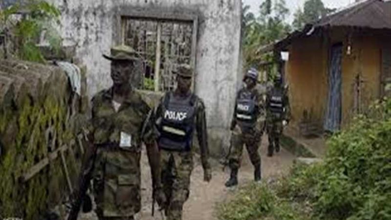 مقتل 19 شخصا في هجوم