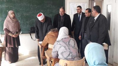 نائب رئيس جامعة الأزهر يتابع امتحانات الدراسات الإسلامية (صور)
