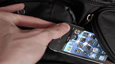 سقوط حرامية الهواتف المحمولة والحقائب من المواطنين بشبرا الخيمة 