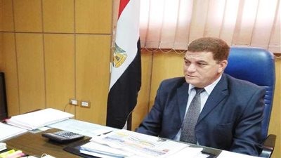 وكيل وزارة الزراعة بالبحيرة يكرم مدير الإدارة الزراعية بإيتاي البارود